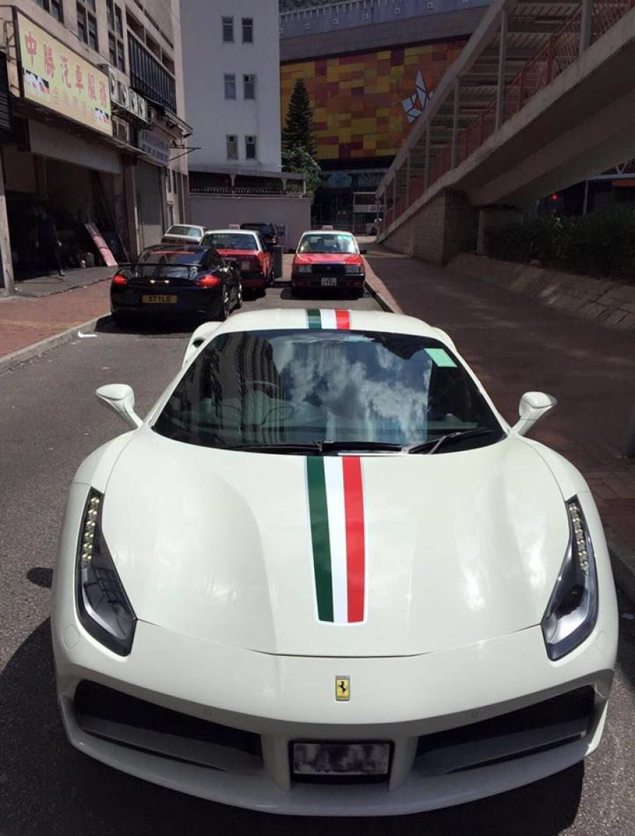  Ferrari 488 GTB by Impressive Wrap 2016 года  (фото 4 из 7)